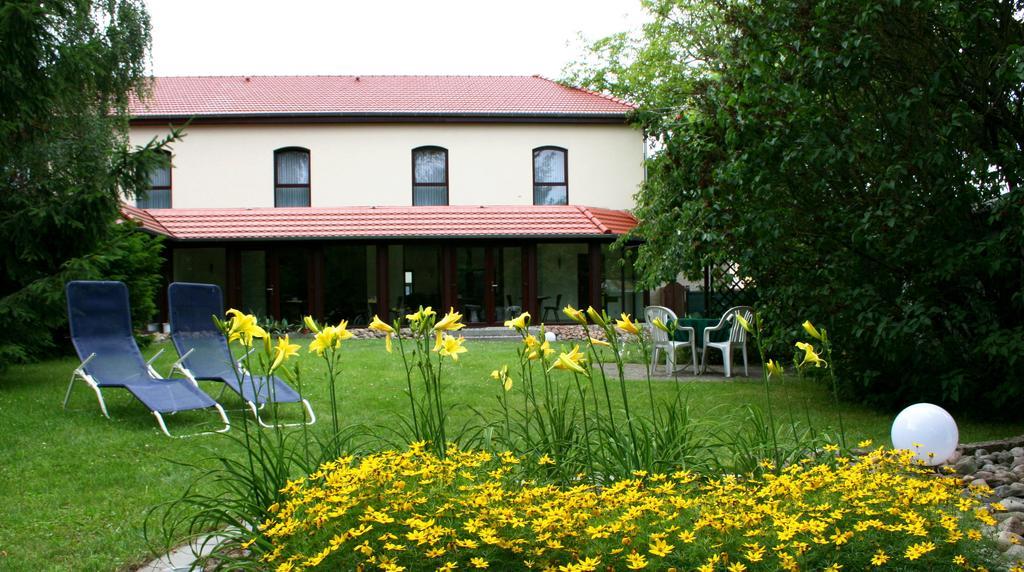 Landhaus Heinrichshof Jüterbog Dış mekan fotoğraf